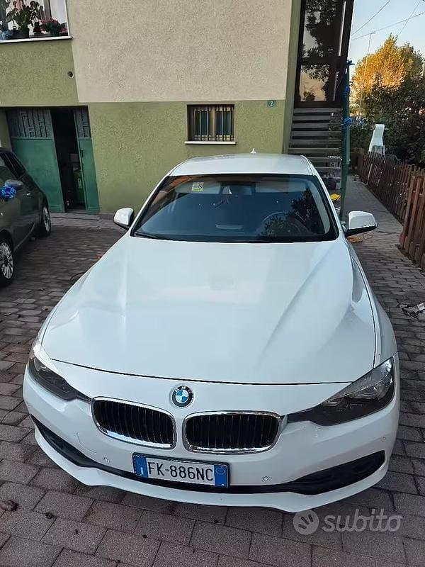 Usata BMW 316 Luxury Line 116 CV (85 kW) 2017 Bianco Station wagon