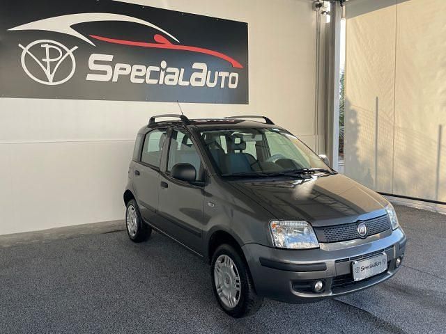 Usata Fiat Panda 77 CV (56 kW) 2012 Grigio scuro Utilitaria