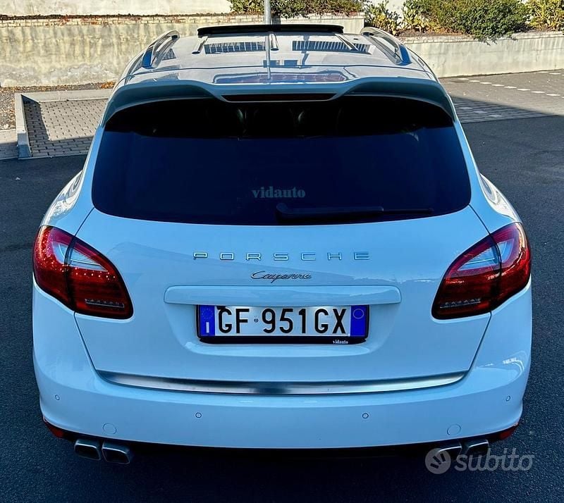 Bianco Usata 2014 Porsche Cayenne Platinum Edition SUV | 25.900 € (Ottimo prezzo) - Immagine 1/4