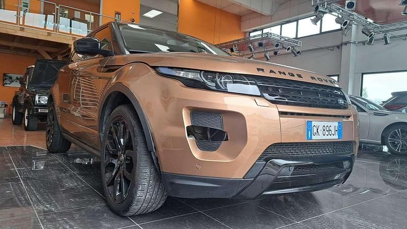 Usata Land Rover Range Rover evoque Black Edition 190 CV (139 kW) 2014 Santorini black SUV