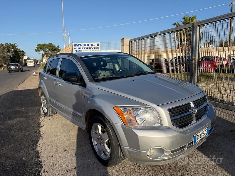 Usata Dodge Caliber 140 CV (102 kW) 2009 Grigio Utilitaria