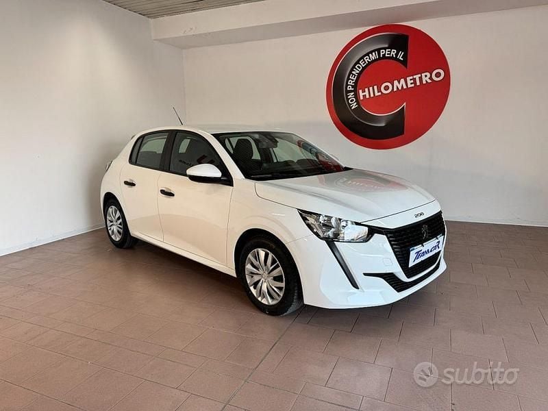 Usata Peugeot 208 Allure 102 CV (75 kW) 2021 Bianco Utilitaria