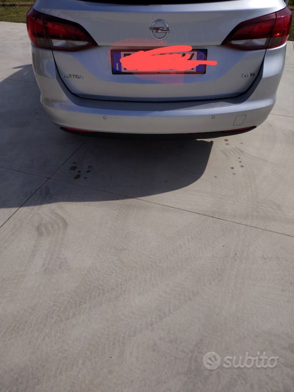 Grigio Usata 2018 Opel Astra Station wagon | 10.800 € (Cara) - Immagine 1/4