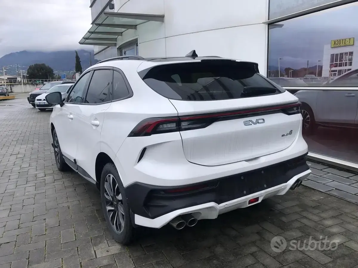 Nuova EVO Evo 6 167 CV (122 kW) 2026 Bianco SUV