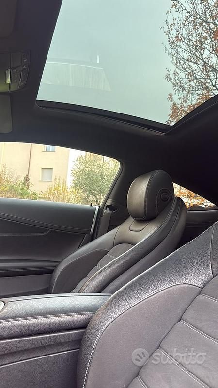 Usata Mercedes C200 136 CV (100 kW) 2016 Nero Coupé