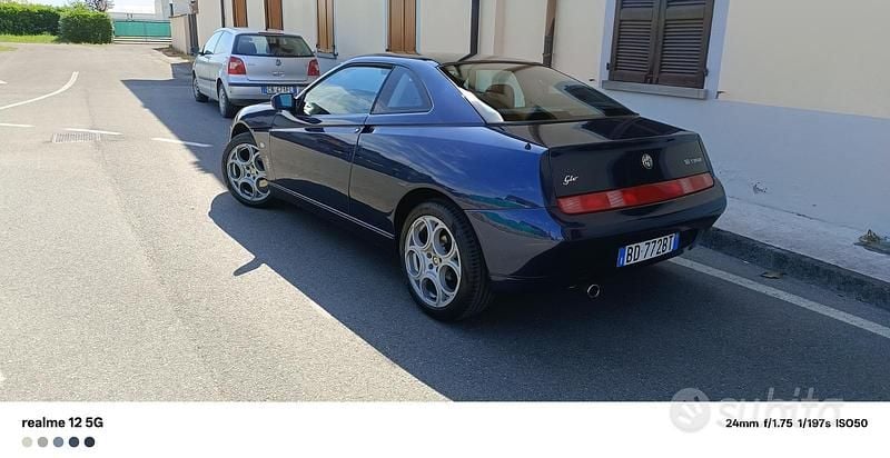 Usata Alfa Romeo GTV 144 CV (105 kW) 1999 Blu Coupé