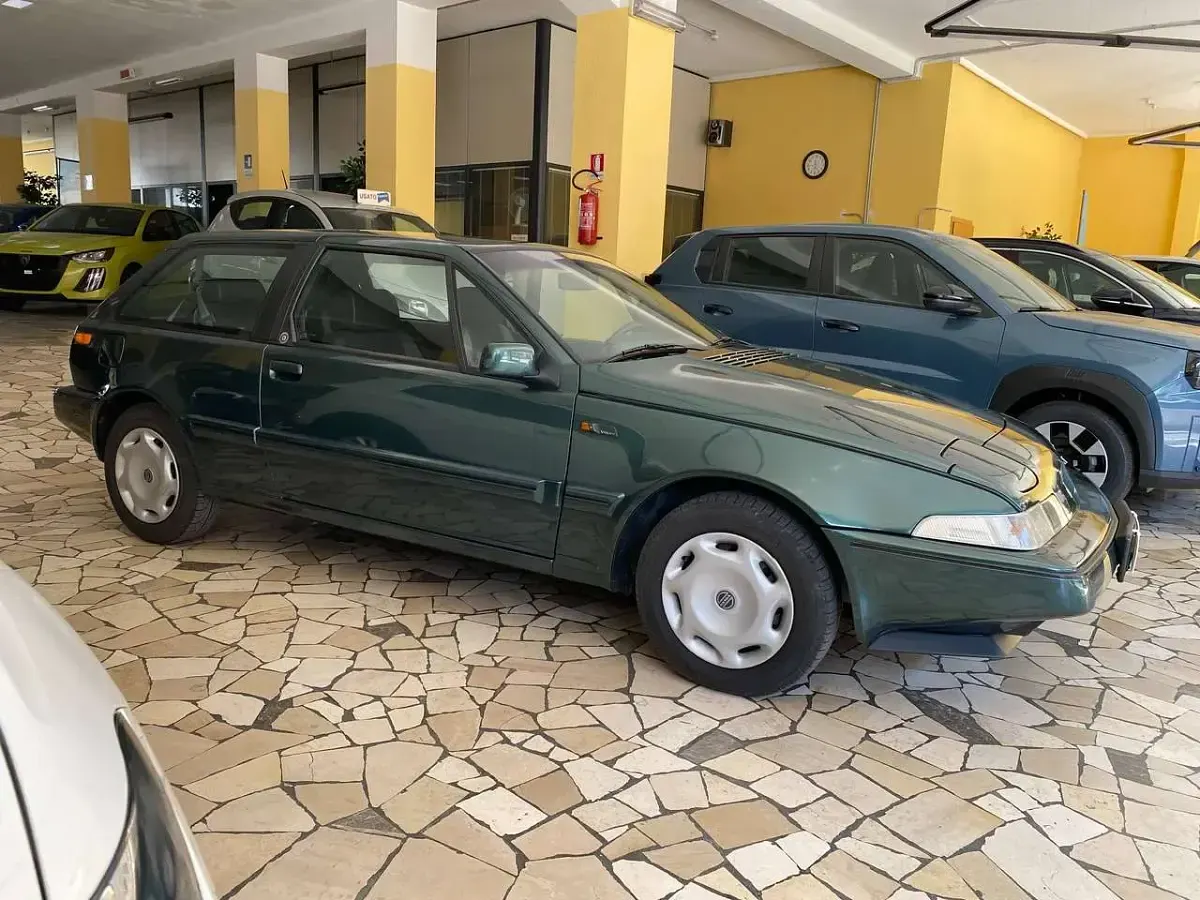 Usata Volvo 480 102 CV (75 kW) 1995 321  dark green metallic Coupé