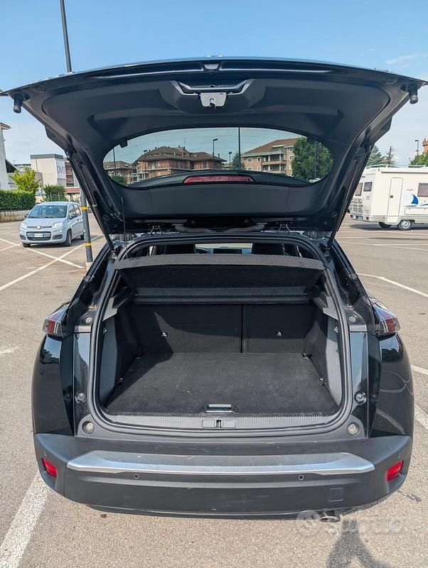 Usata Peugeot 2008 GT 131 CV (96 kW) 2021 SUV