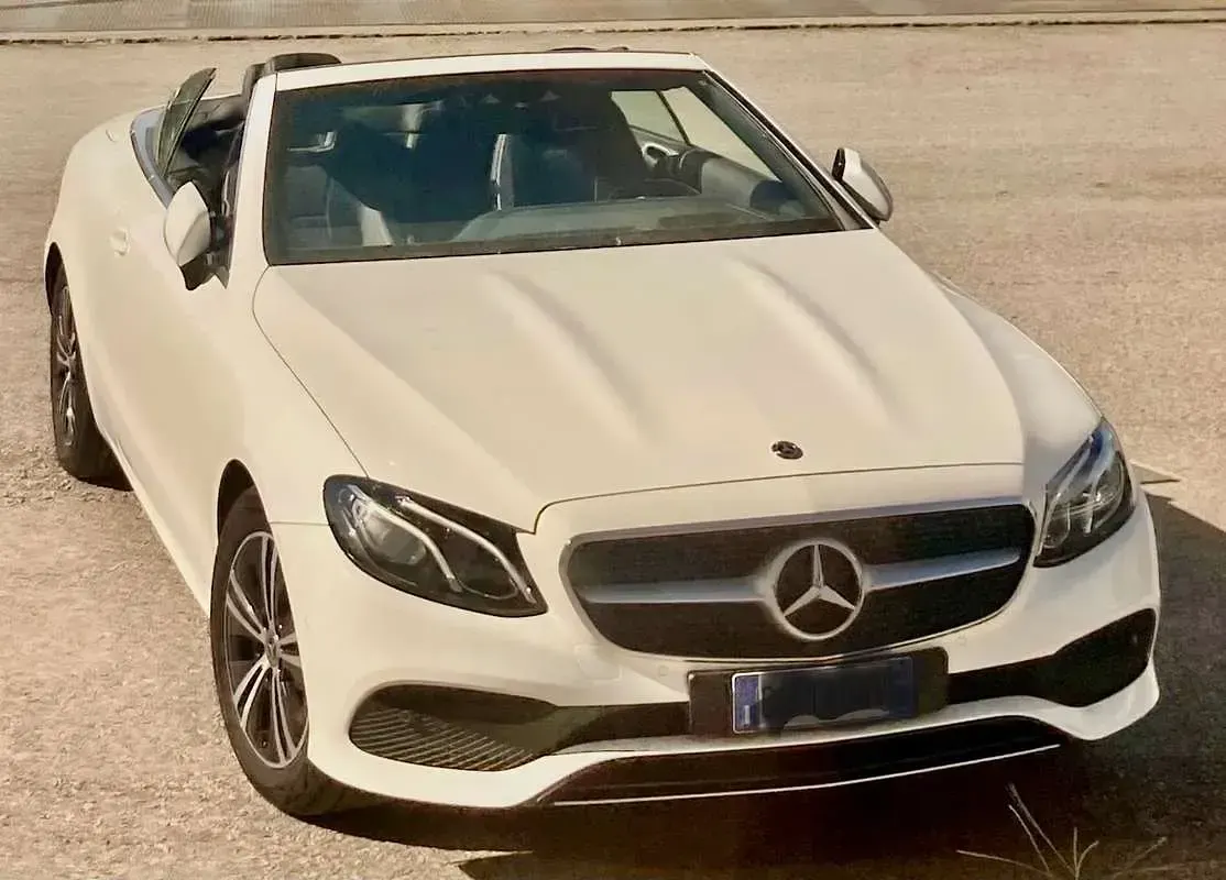Usata Mercedes E220 Business 194 CV (142 kW) 2020 Bianco Cabrio