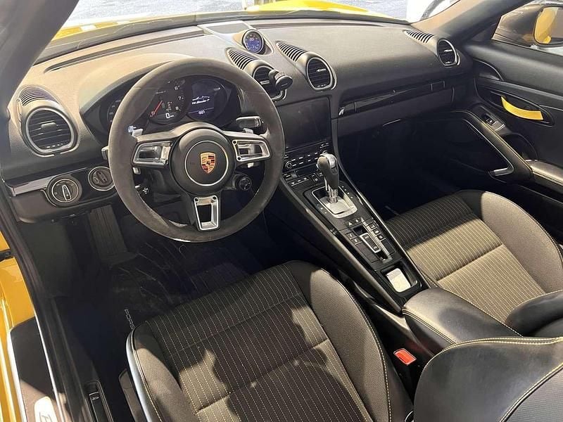 Usata Porsche 718 Boxster T 299 CV (219 kW) 2021 Speed yellow Cabrio