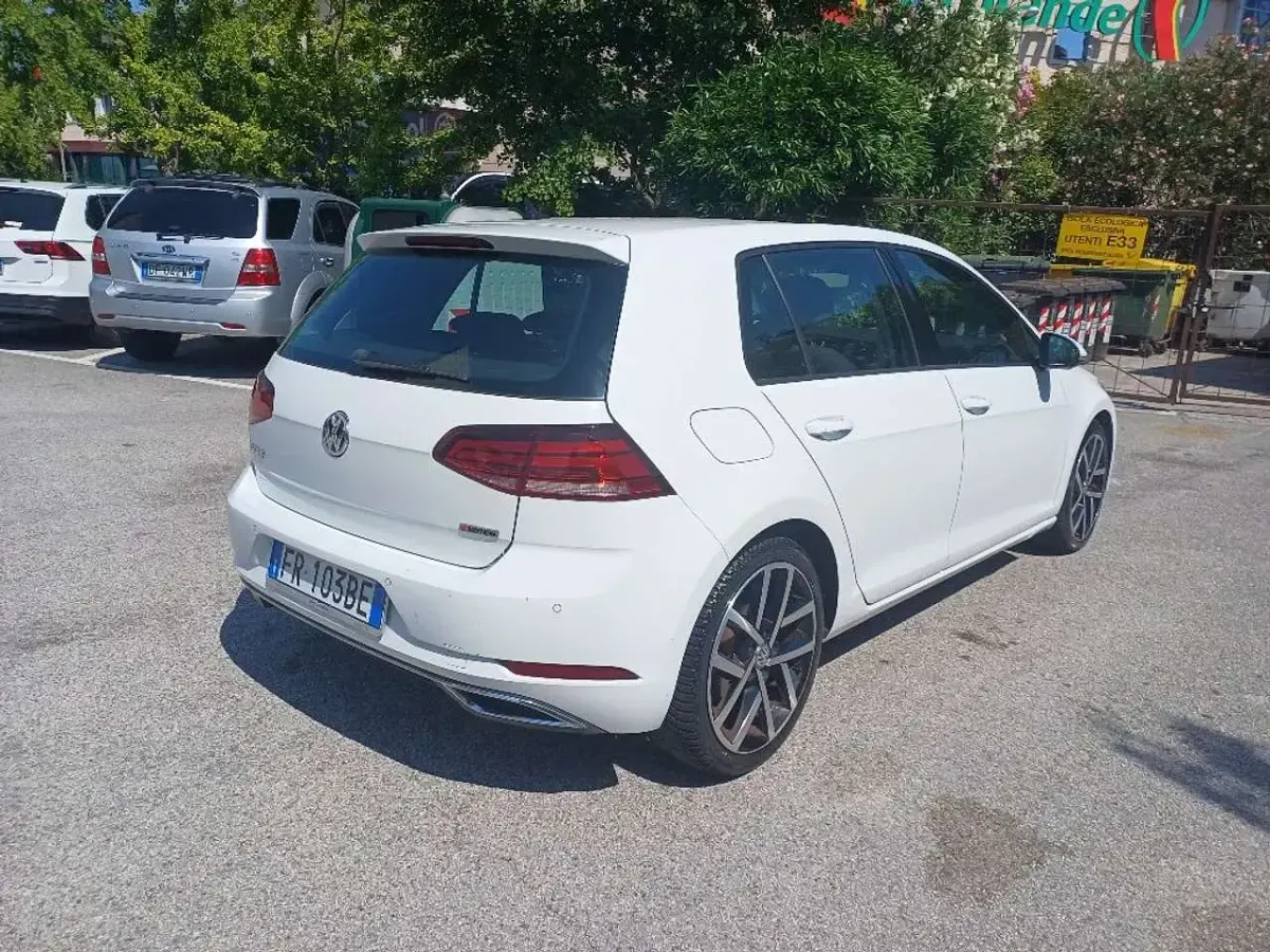 Usata VW Golf VII Highline 150 CV (110 kW) 2018 Bianco Berlina
