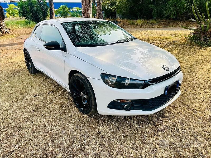 Usata VW Scirocco 2009 Bianco Coupé
