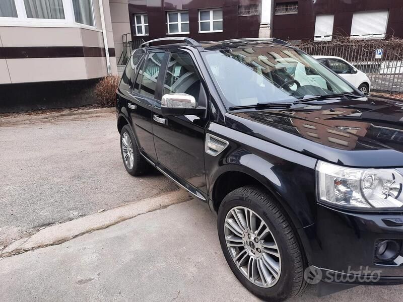 Usata Land Rover Freelander 2 190 CV (139 kW) 2011 Nero SUV