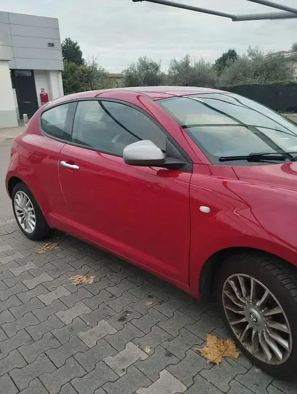 Usata Alfa Romeo MiTo Distinctive 79 CV (58 kW) 2016 Rosso Utilitaria
