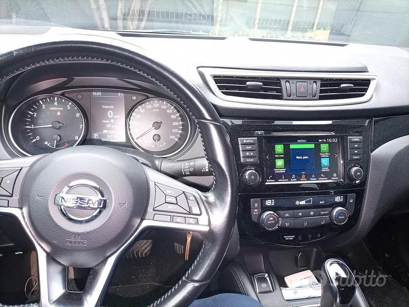 Usata Nissan Qashqai 140 CV (102 kW) 2020 Grigio SUV