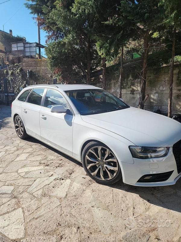 Usata Audi A4 145 CV (106 kW) 2013 Bianco Station wagon