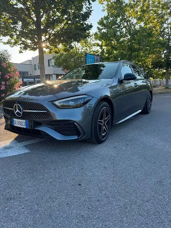 Usata Mercedes C300 Premium Plus 204 CV (150 kW) 2022 Grigio Station wagon