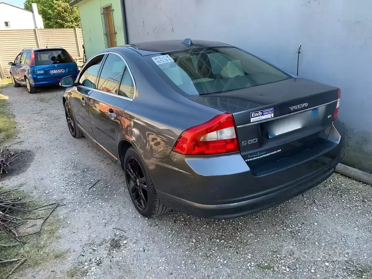 Usata Volvo S80 Executive 185 CV (136 kW) 2008 Marrone Berlina