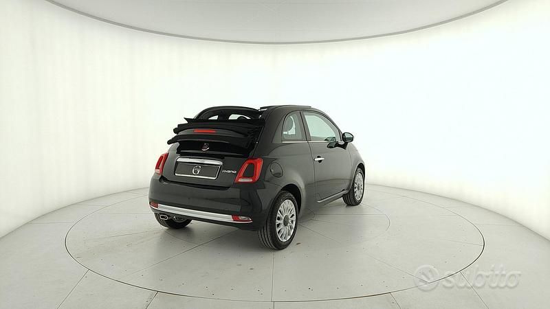 Usata Fiat 500C Dolcevita 70 CV (51 kW) 2024 Nero Cabrio