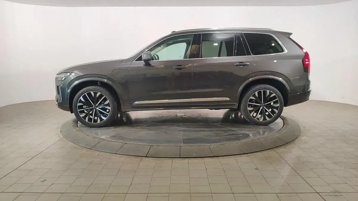 Usata Volvo XC90 Ultra 310 CV (228 kW) 2025 Grigio SUV