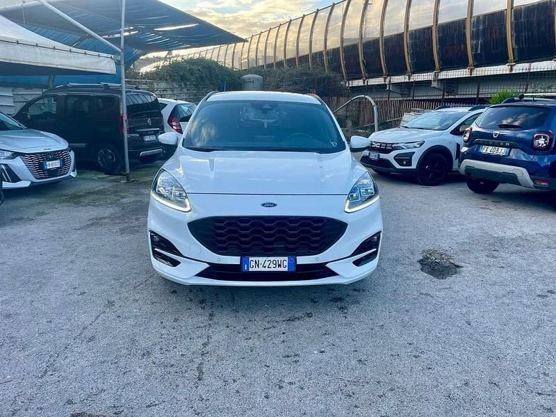 Usata Ford Kuga ST-Line X 120 CV (88 kW) 2023 Bianco SUV