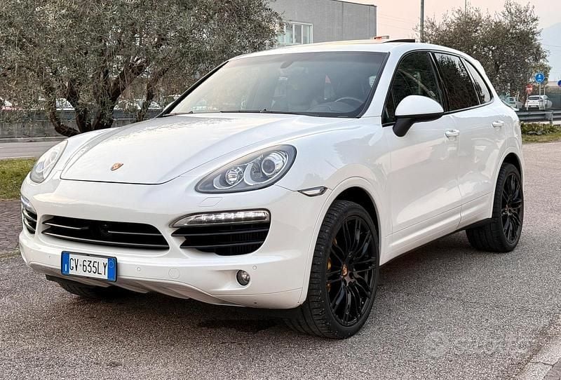 Usata Porsche Cayenne 245 CV (180 kW) 2012 Bianco SUV