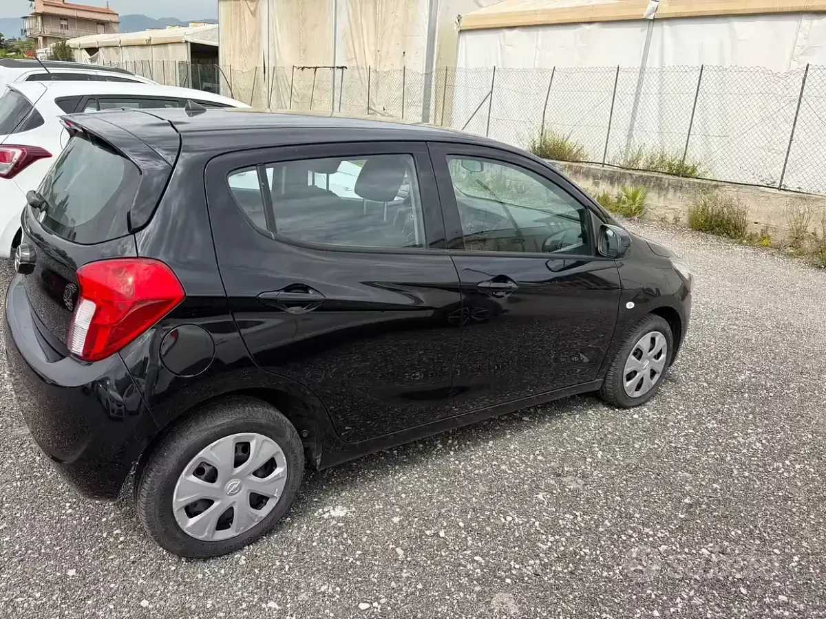 Usata Opel Karl 75 CV (55 kW) 2018 Nero Utilitaria