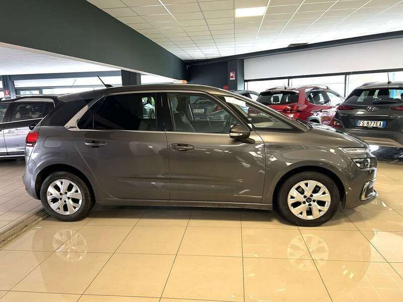 Usata Citroën C4 SpaceTourer Feel 131 CV (96 kW) 2020 Grigio scuro Monovolume