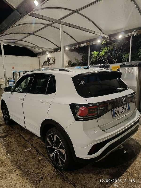 Usata VW T-Cross R-line 116 CV (85 kW) 2024 SUV