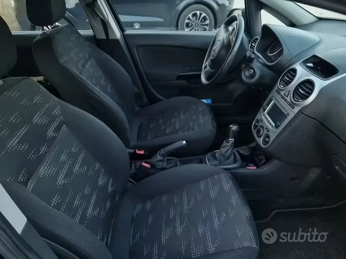 Usata Opel Corsa 95 CV (69 kW) 2016 Bluazzurro Utilitaria