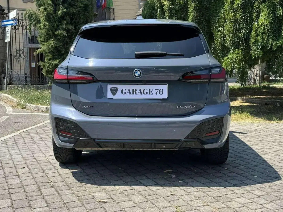 Usata BMW 225 Active Tourer M Sport 136 CV (100 kW) 2023 Grigio Monovolume
