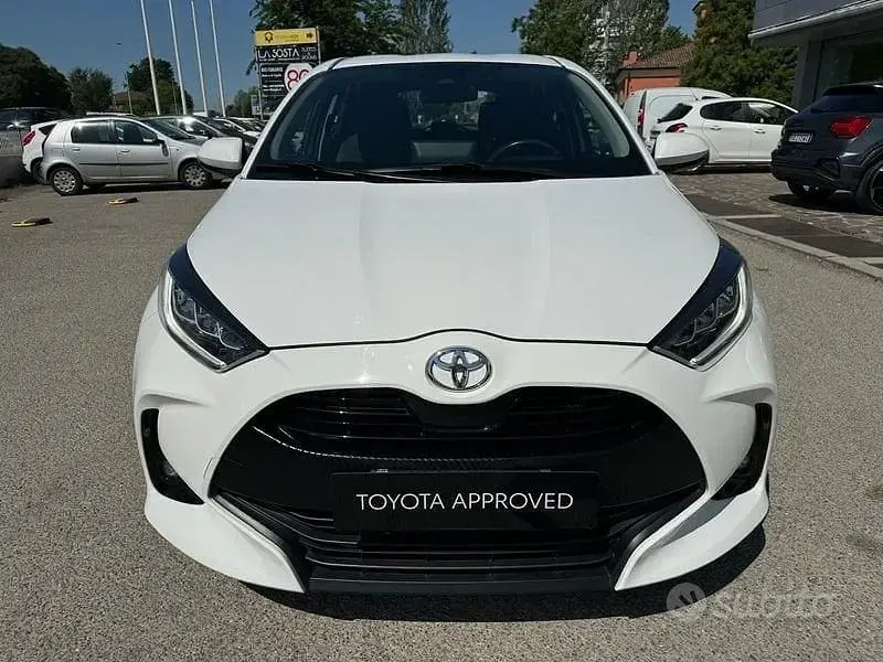 Usata Toyota Yaris Trend 72 CV (52 kW) 2022 Other Utilitaria
