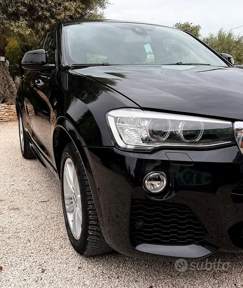 Usata BMW X4 Efficient Dynamics 190 CV (139 kW) 2017 Nero SUV