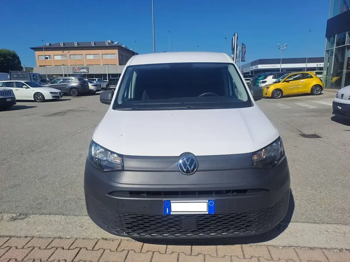 Usata VW Caddy 102 CV (75 kW) 2022 Bianco Monovolume