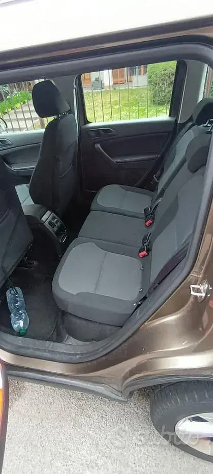 Usata Skoda Yeti 105 CV (77 kW) 2011 Marrone SUV