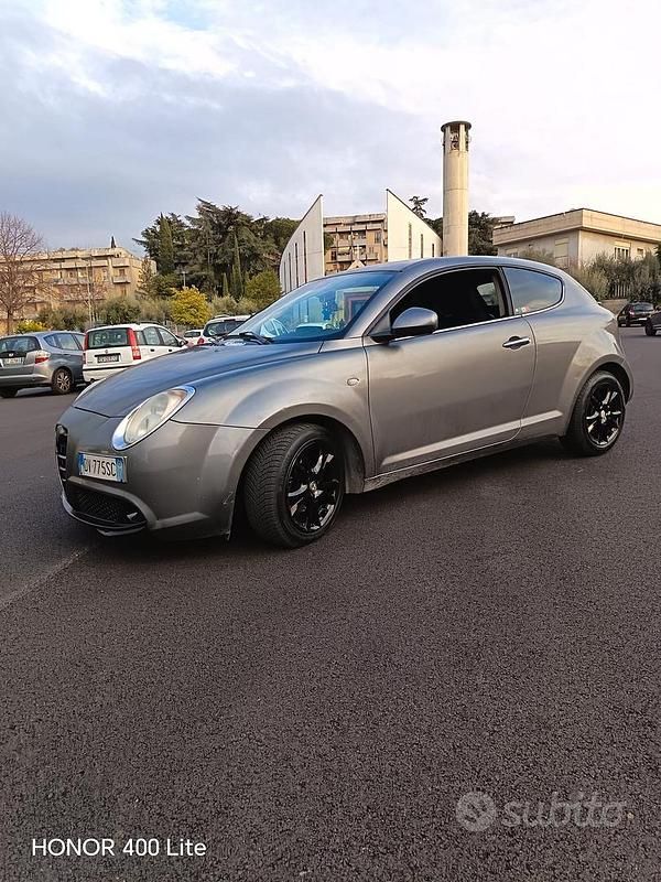 Usata Alfa Romeo MiTo 120 CV (88 kW) 2009 Grigio Utilitaria