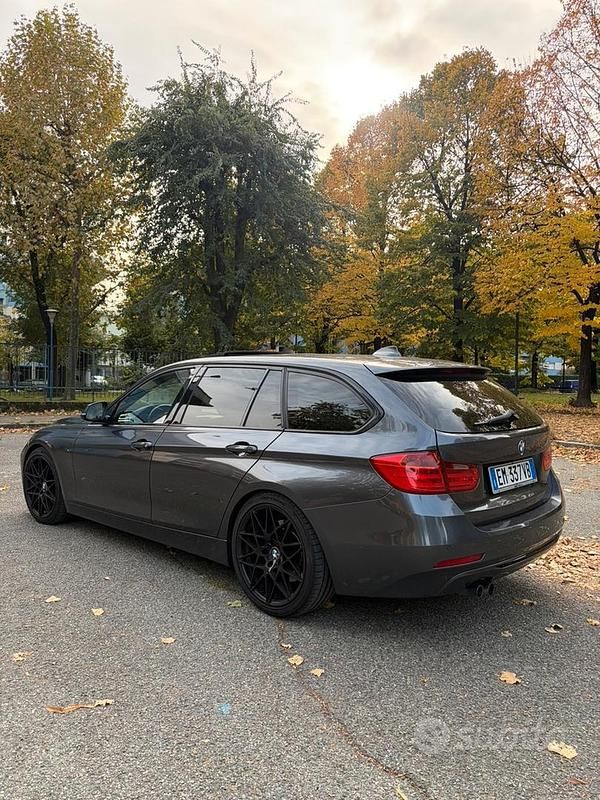 Usata BMW 330 Sport Line 320 CV (235 kW) 2012 Station wagon