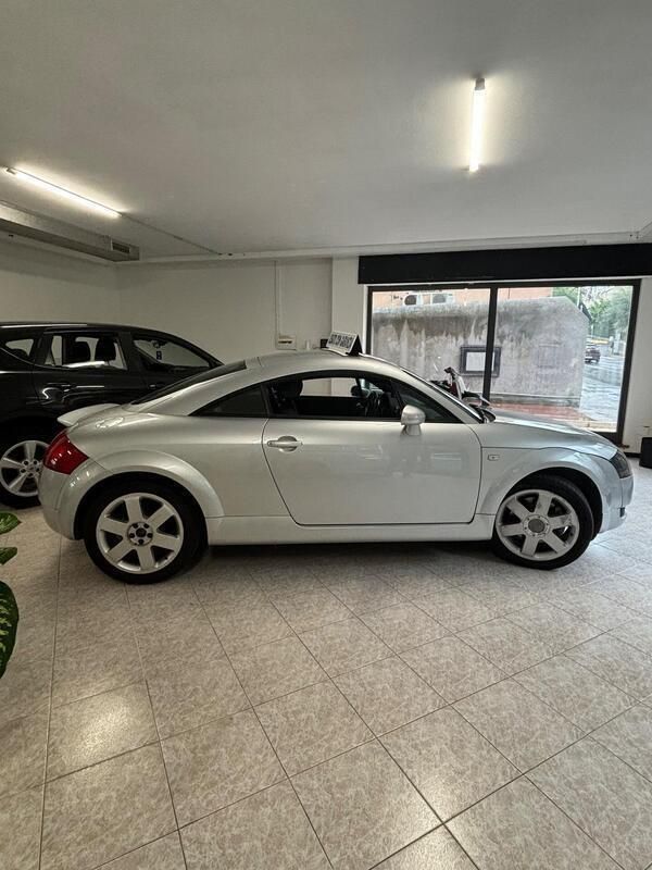 Usata Audi TT S-Line 180 CV (132 kW) 2016 Grigio Coupé
