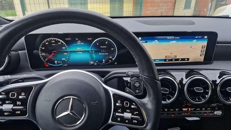 Usata Mercedes A180 Edition 116 CV (85 kW) 2019 Berlina