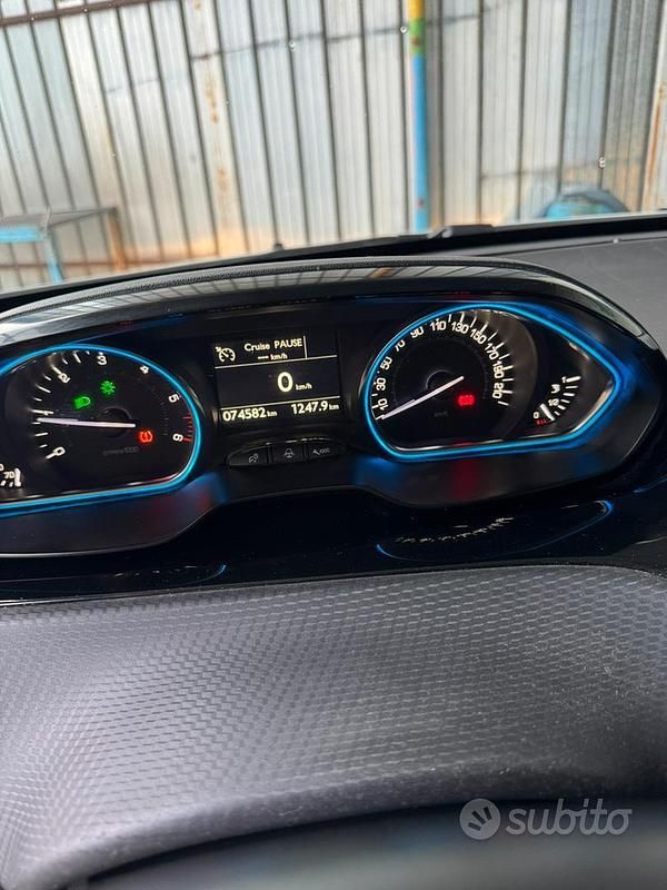 Usata Peugeot 2008 2016 Bianco SUV