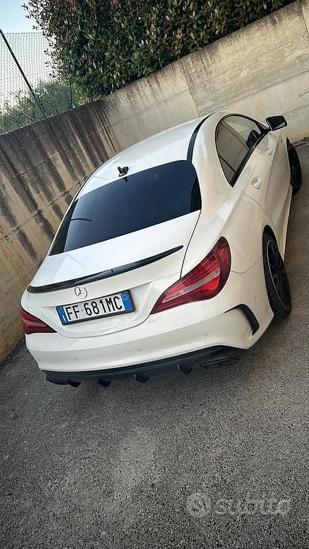 Usata Mercedes CLA220 177 CV (130 kW) 2016 Bianco Berlina