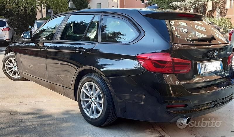 Begagnad BMW 318 150 HK (110 kW) 2017 Svart Kombi