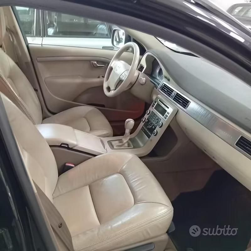 Usata Volvo XC70 2009 Nero Station wagon