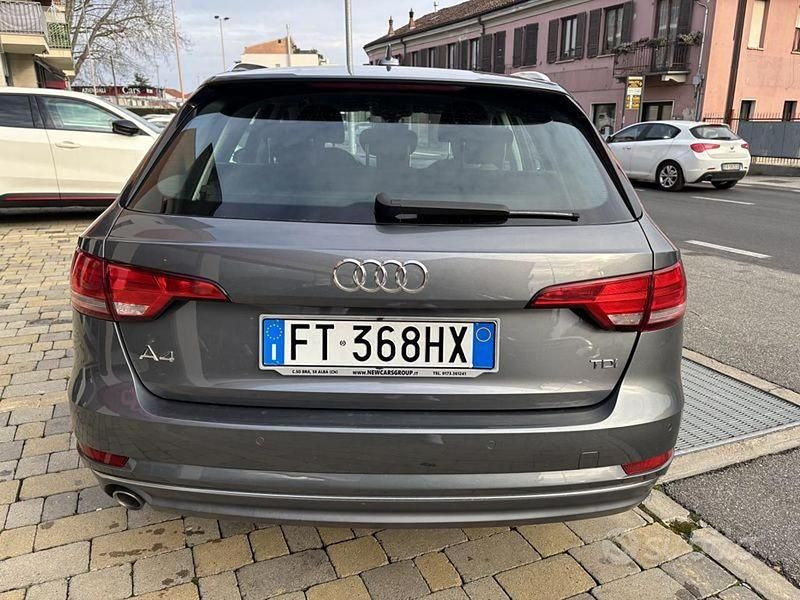 Usata Audi A4 Sport 150 CV (110 kW) 2018 Grigio scuro Station wagon