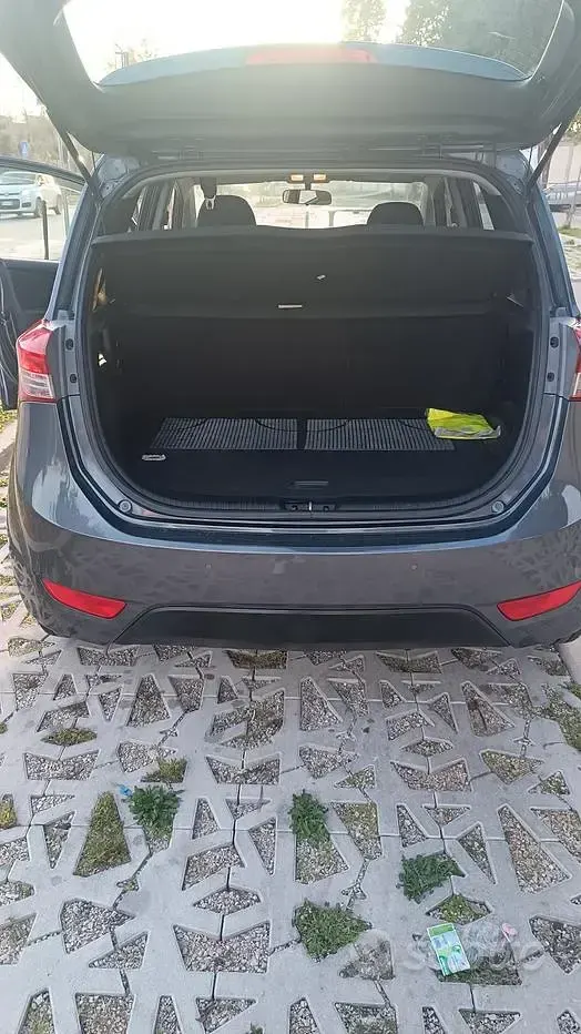 Usata Hyundai ix20 90 CV (66 kW) 2017 Grigio Utilitaria