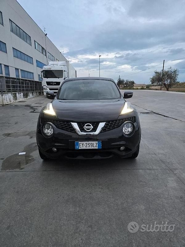 Usata Nissan Juke N-Connecta 116 CV (85 kW) 2015 Nero SUV