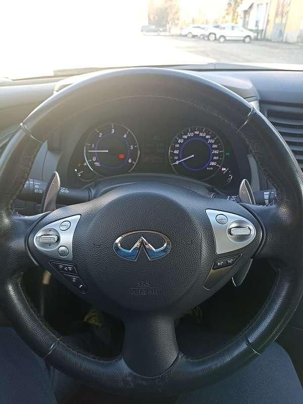 Usata Infiniti QX70 245 CV (180 kW) 2016 Nero SUV