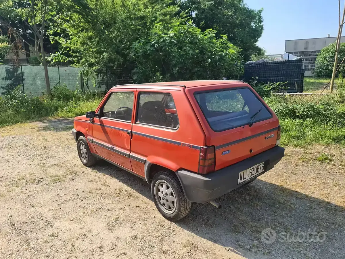 Usata Fiat 750 Young 34 CV (25 kW) 1989 Berlina