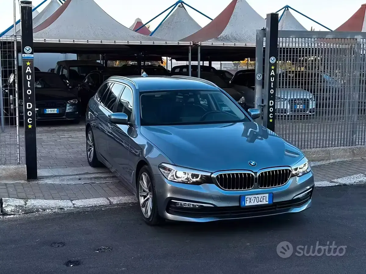 Usata BMW 520 Luxury Line 190 CV (139 kW) 2019 Grigio Station wagon