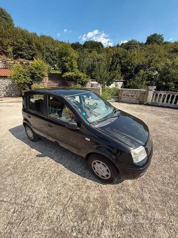 Nero Usata 2004 Fiat Panda Dynamic Berlina | 3290 € (Buon prezzo) - Immagine 1/4